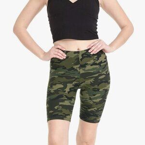 Women's High Waisted Buttery Soft Biker Shorts Camo Size M EUC